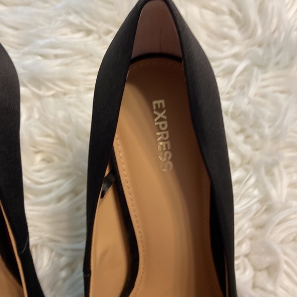 Very elegant Express high heel shoes size 10 brand new color black with silver - Picture 3 of 16